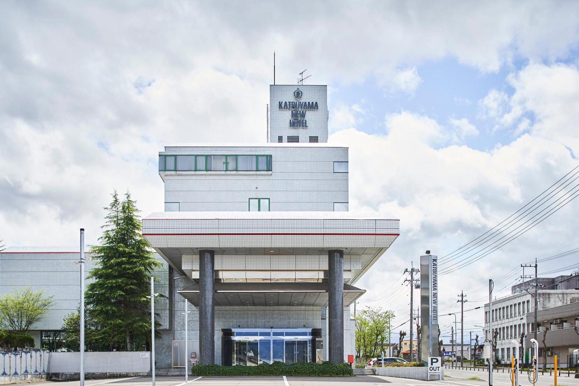 Katsuyama New Hotel Eksteriør bilde